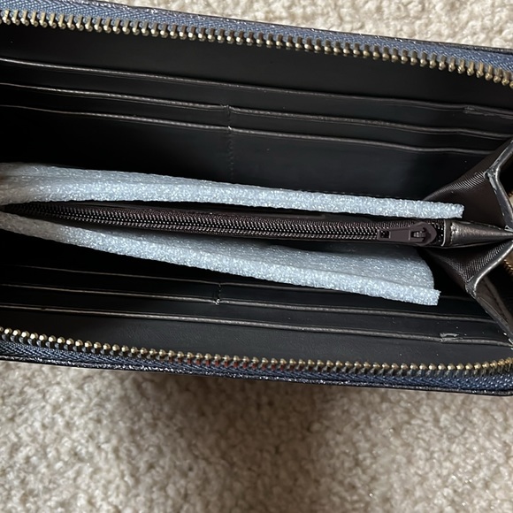 C&C Wallet - Picture 2 of 2